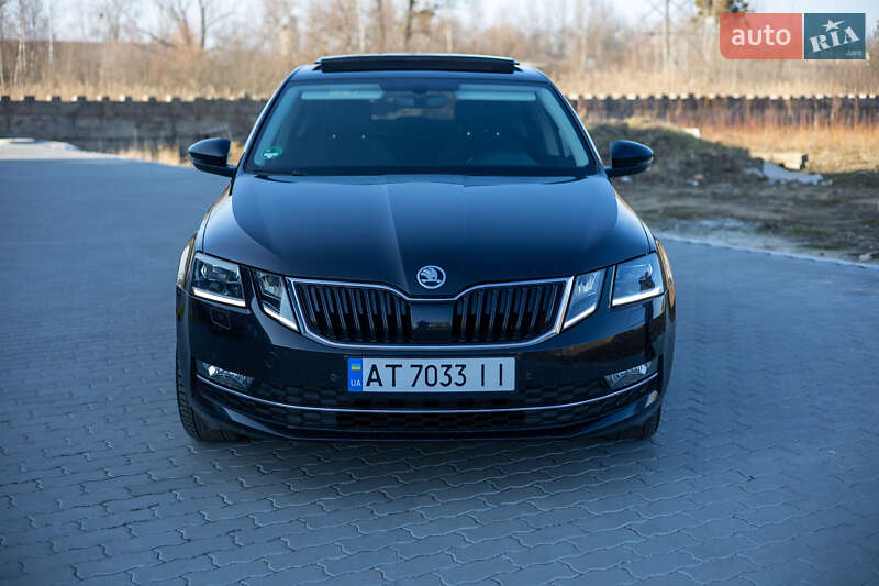 Ліфтбек Skoda Octavia 2018 в 