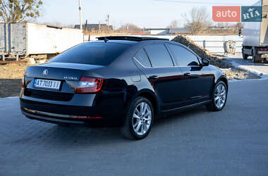 Ліфтбек Skoda Octavia 2018 в 