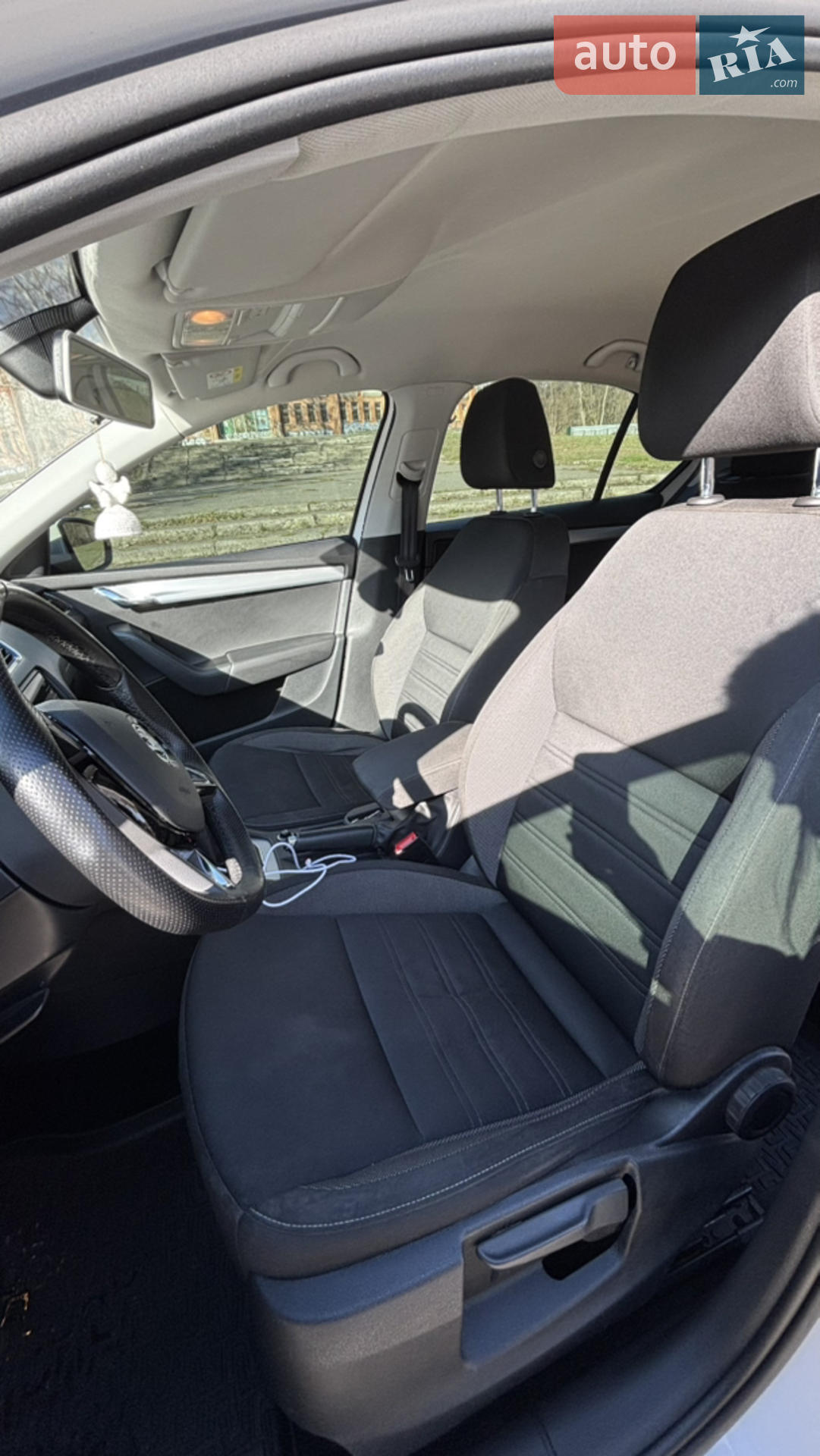 2017 Skoda Octavia - мініатюра 2