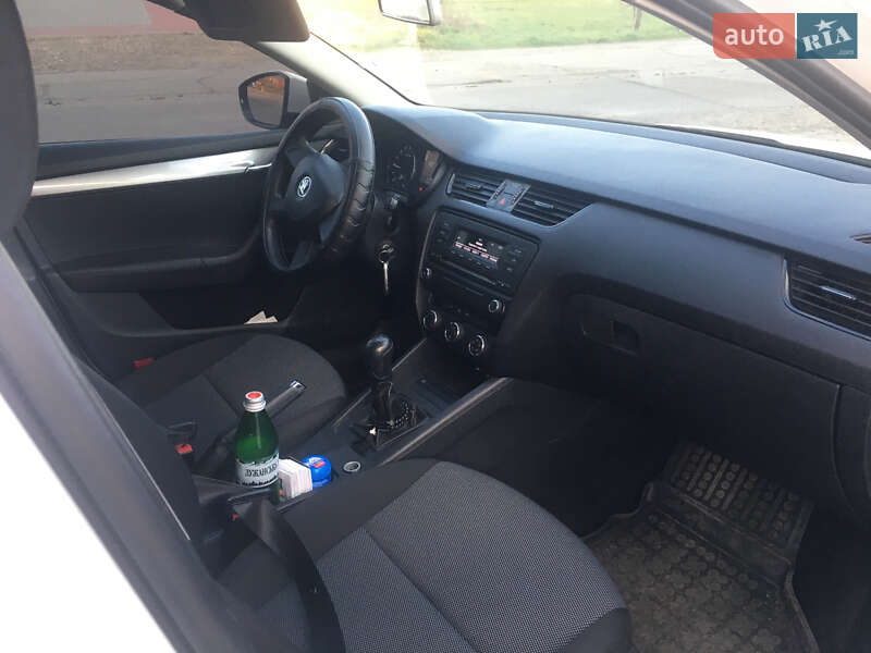 Лифтбек Skoda Octavia 2014 в Хусте