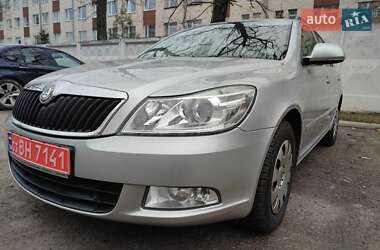 Универсал Skoda Octavia 2010 в Луцке