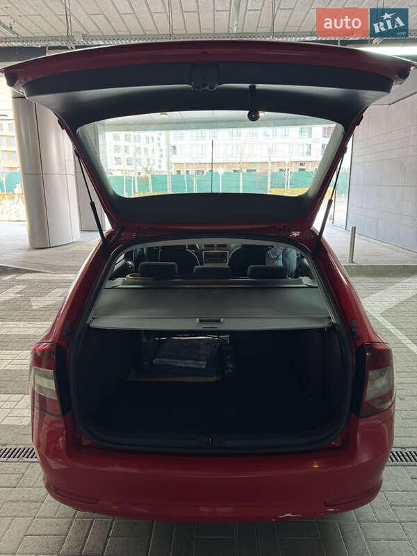 Универсал Skoda Octavia 2010 в Киеве