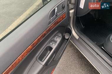 Универсал Skoda Octavia 2010 в 