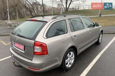 Универсал Skoda Octavia 2010 в 