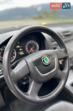 Лифтбек Skoda Octavia 2009 в 