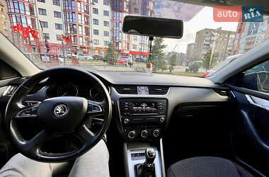 Лифтбек Skoda Octavia 2014 в 