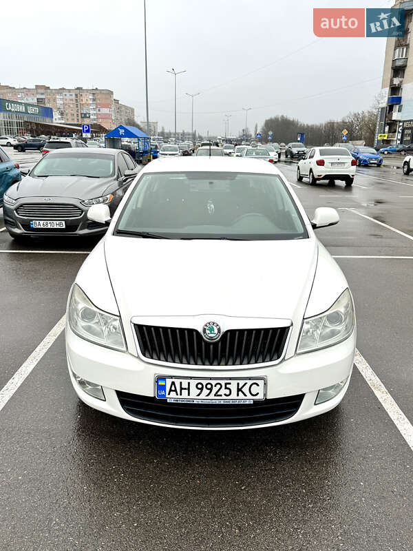 Лифтбек Skoda Octavia 2011 в 