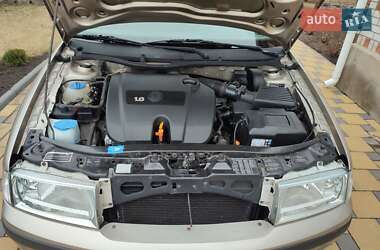 Ліфтбек Skoda Octavia 2005 в 