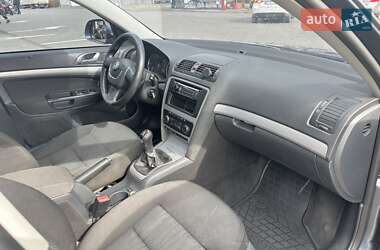 Лифтбек Skoda Octavia 2012 в 