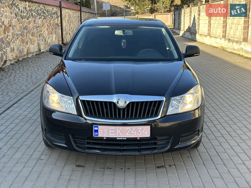 Лифтбек Skoda Octavia 2010 в Ровно