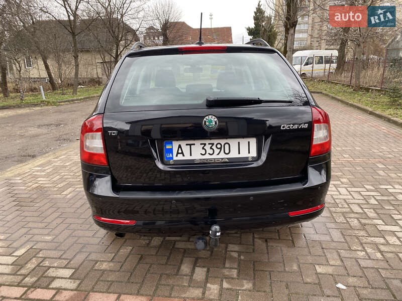 Універсал Skoda Octavia 2011 в Калуші