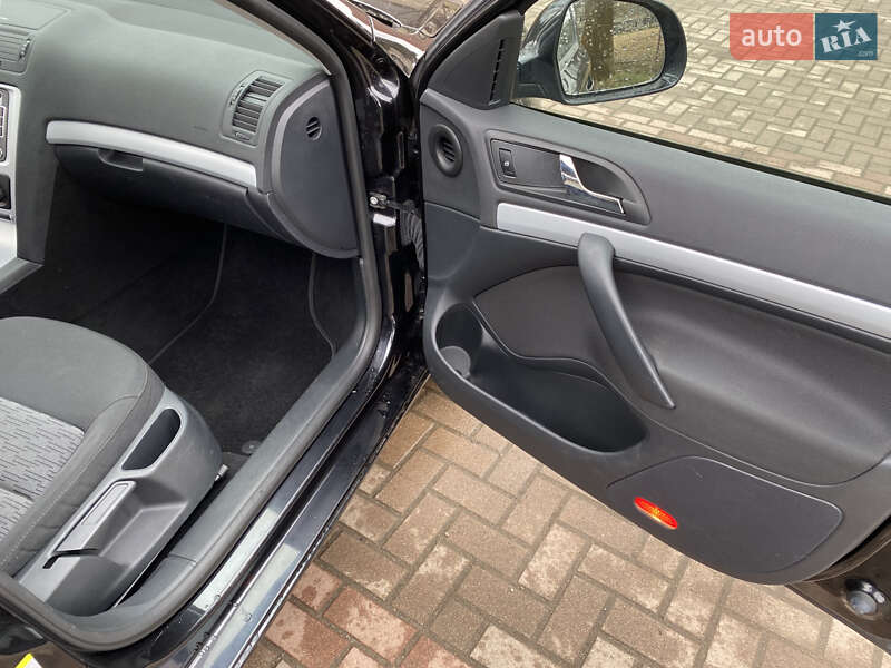 Універсал Skoda Octavia 2011 в Калуші