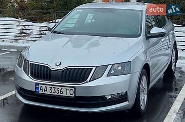 Лифтбек Skoda Octavia 2018 в Киеве