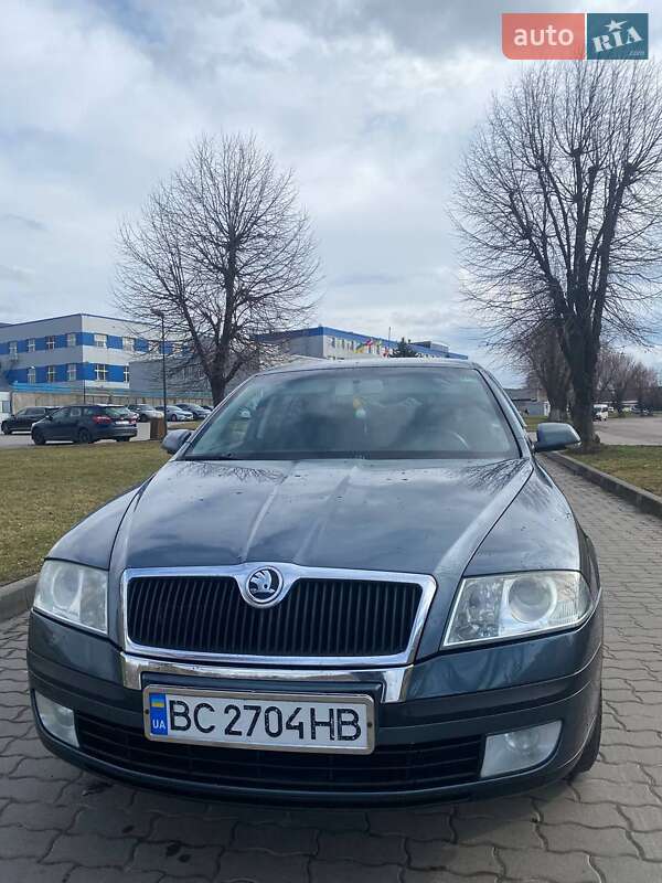 Лифтбек Skoda Octavia 2005 в Сокале