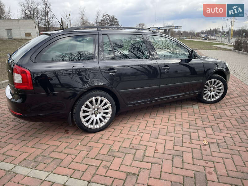 Універсал Skoda Octavia 2012 в Харкові