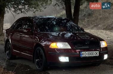 Лифтбек Skoda Octavia 2005 в Межгорье