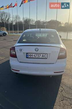 Лифтбек Skoda Octavia 2009 в 