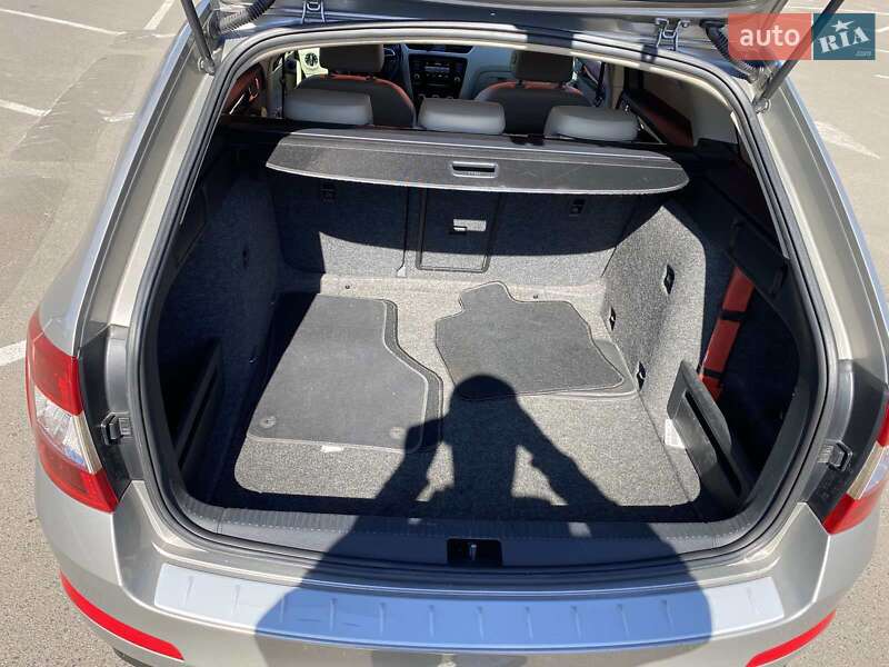 Універсал Skoda Octavia 2013 в Одесі