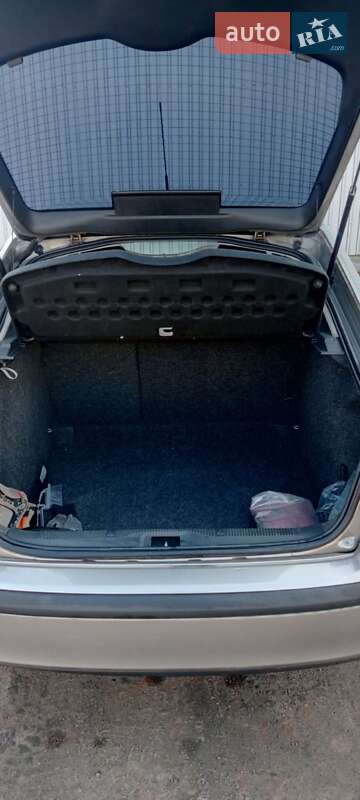 Ліфтбек Skoda Octavia 2006 в Прилуках