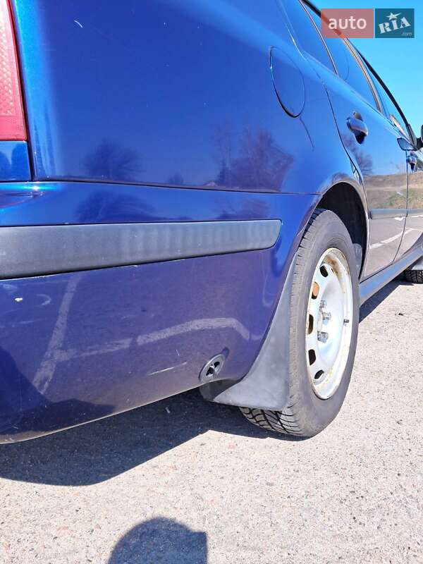 Лифтбек Skoda Octavia 2006 в Белогородке