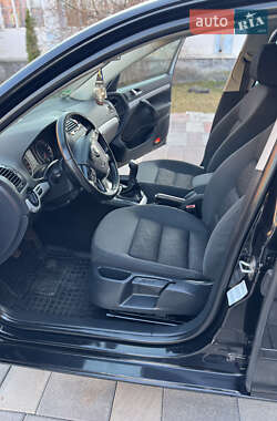 Универсал Skoda Octavia 2011 в 