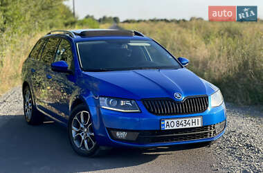 Универсал Skoda Octavia 2015 в Мукачево