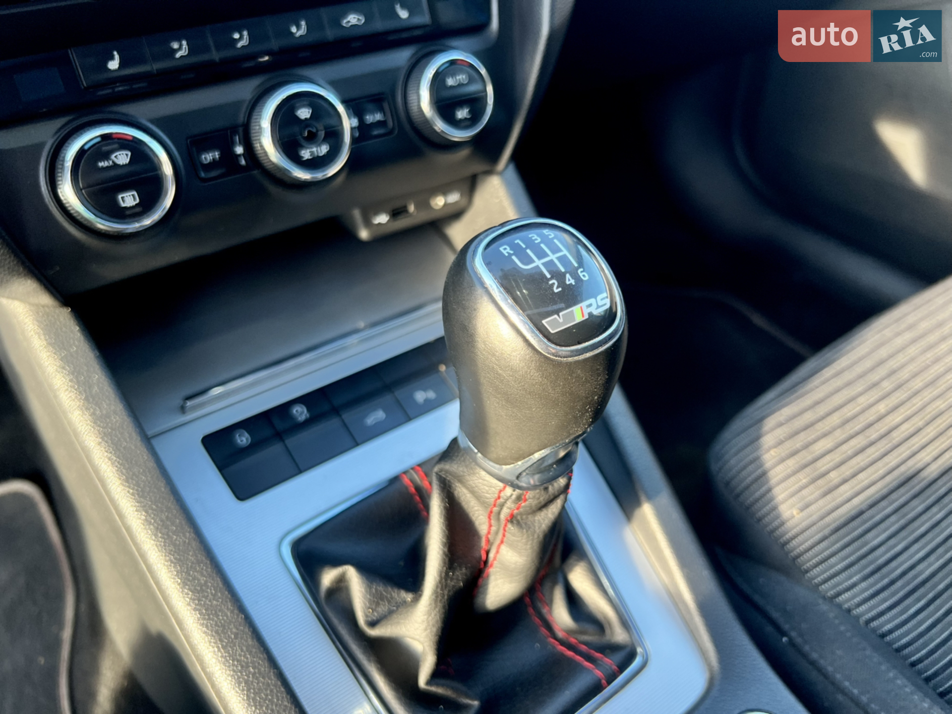 2015 Skoda Octavia - мініатюра 25