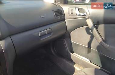 Лифтбек Skoda Octavia 2002 в 