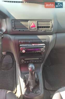 Лифтбек Skoda Octavia 2002 в 