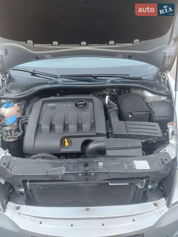 Ліфтбек Skoda Octavia 2013 в Києві