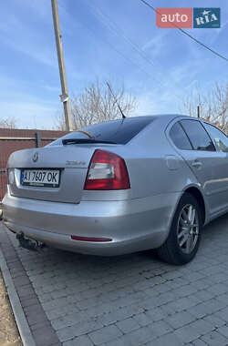 Лифтбек Skoda Octavia 2010 в 