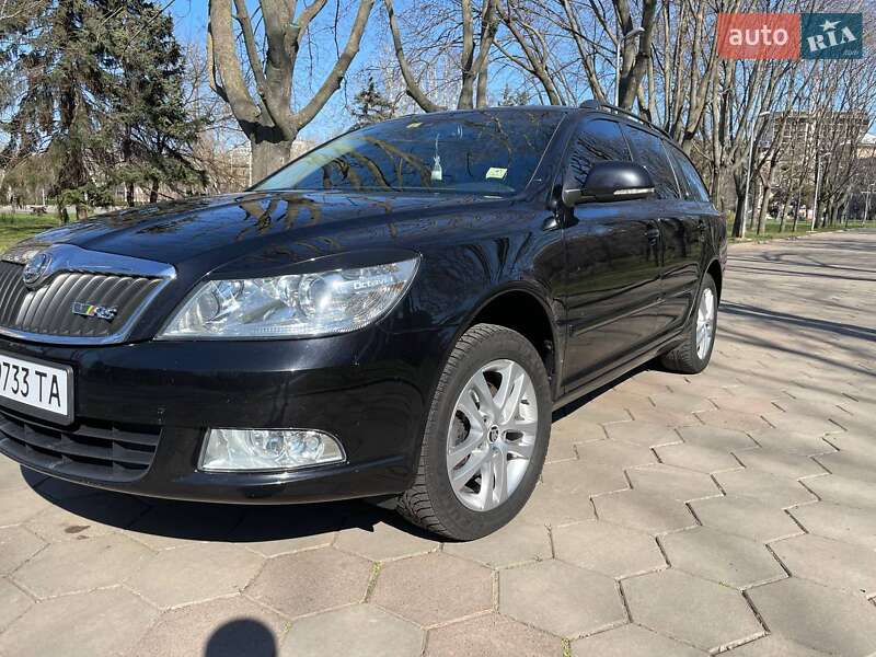 Универсал Skoda Octavia 2009 в Одессе