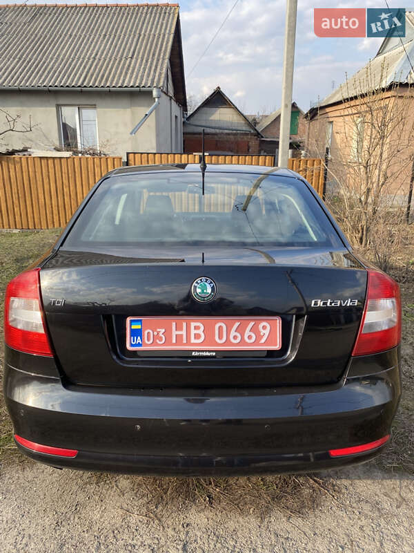 Ліфтбек Skoda Octavia 2011 в Полтаві
