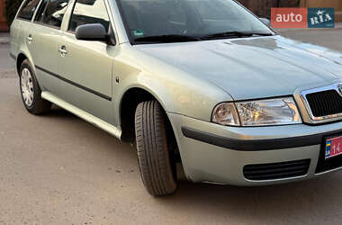 Универсал Skoda Octavia 2009 в 