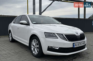 Ліфтбек Skoda Octavia 2017 в 
