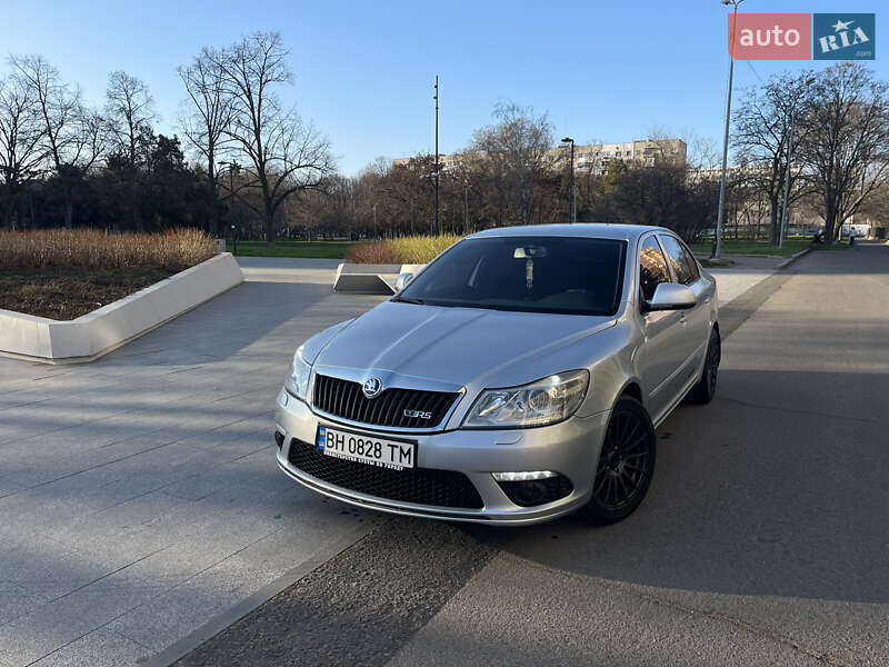 Ліфтбек Skoda Octavia 2011 в Одесі