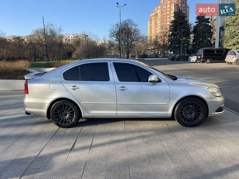Ліфтбек Skoda Octavia 2011 в Одесі
