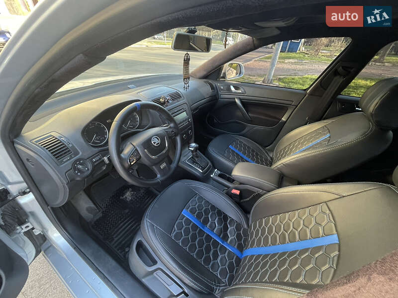 Ліфтбек Skoda Octavia 2011 в Одесі