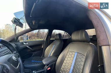 Лифтбек Skoda Octavia 2011 в 