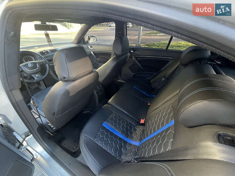 Ліфтбек Skoda Octavia 2011 в Одесі