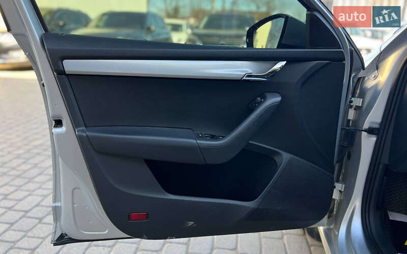 Лифтбек Skoda Octavia 2017 в Ивано-Франковске