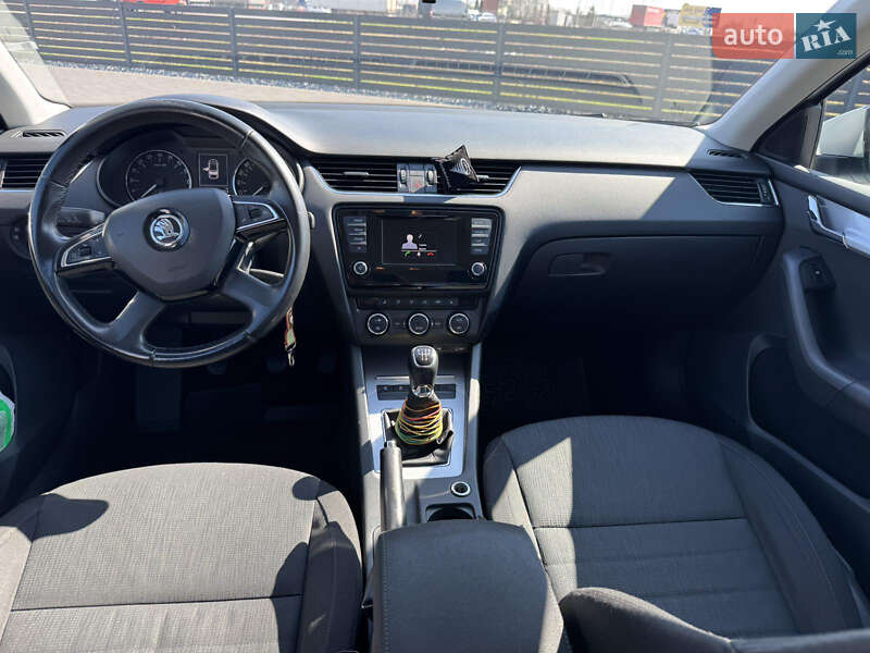Лифтбек Skoda Octavia 2015 в Мукачево