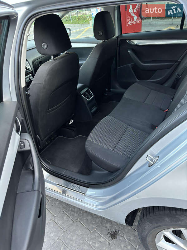 Універсал Skoda Octavia 2014 в Львові