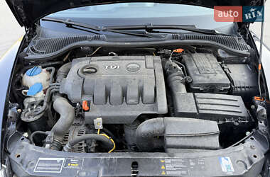 Универсал Skoda Octavia 2009 в 