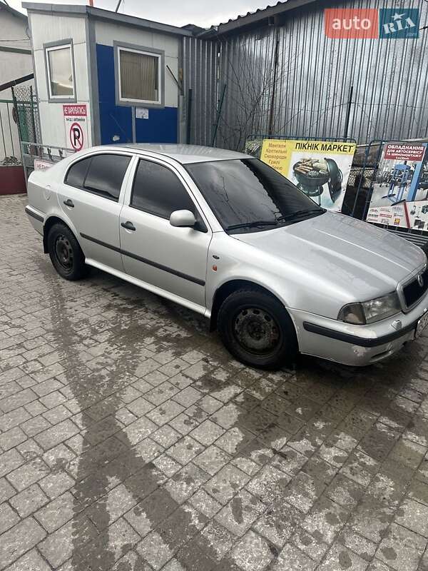 Универсал Skoda Octavia 2000 в Львове