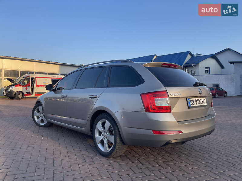 Универсал Skoda Octavia 2013 в Ровно