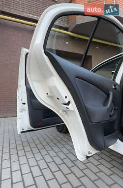 Лифтбек Skoda Octavia 2009 в 