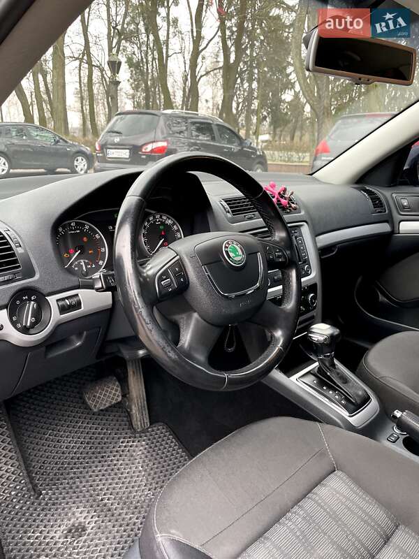 Ліфтбек Skoda Octavia 2012 в Звягелі фото 10 Ліфтбек Skoda Octavia 2012 в Звягелі