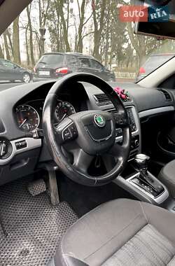 Лифтбек Skoda Octavia 2012 в 