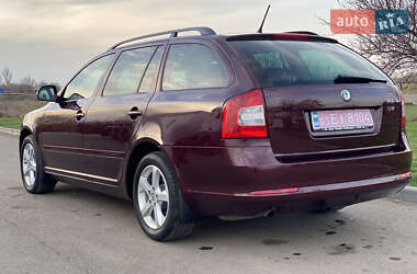 Универсал Skoda Octavia 2012 в Покровском
